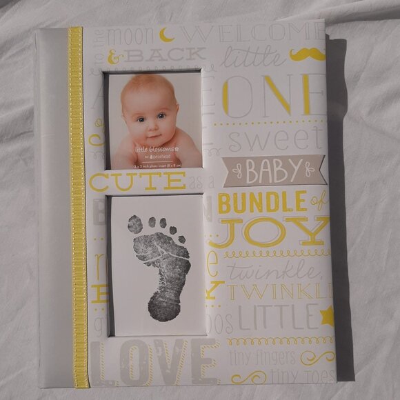 Little Blossoms by  0-5 Year Baby Memory Book with Ink Pad 11" x 9" - Picture 14 of 16